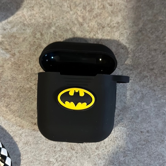 COPY - - AirPods case for first / second generation - Picture 2 of 4